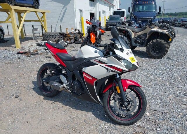 2016 YAMAHA YFZR3
