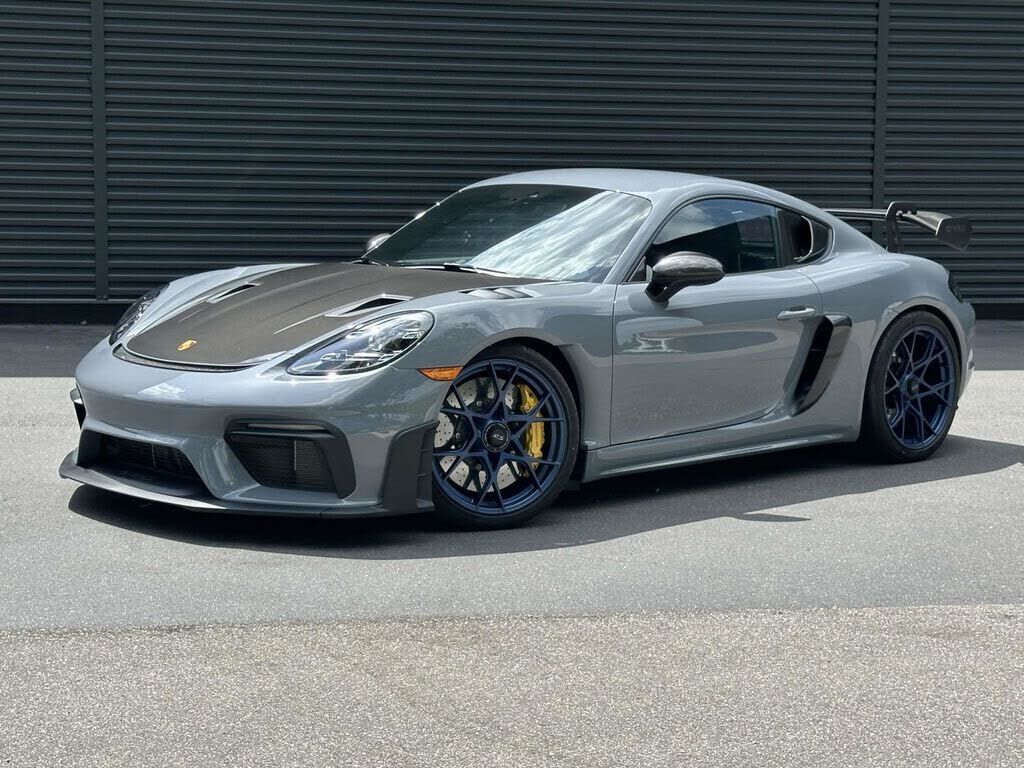 2023 PORSCHE 718