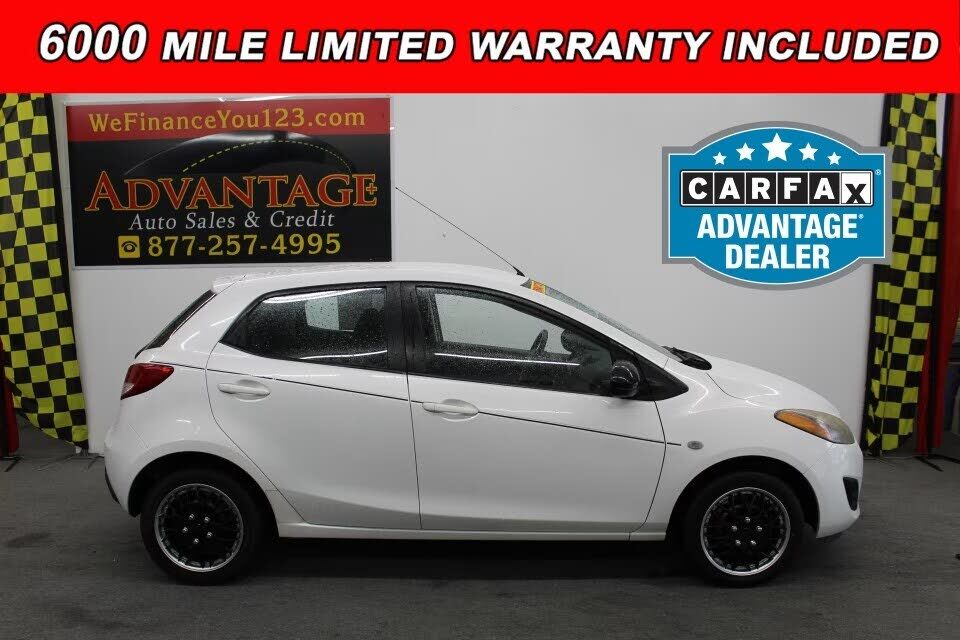 2013 MAZDA Mazda2