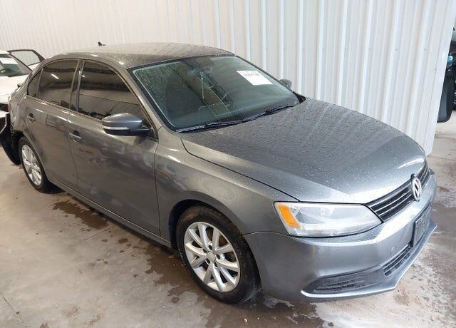 2012 VOLKSWAGEN Jetta
