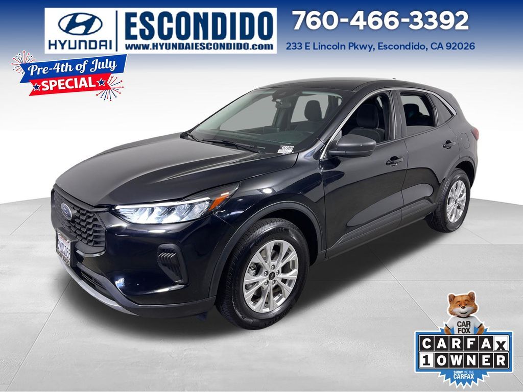 2024 FORD Escape