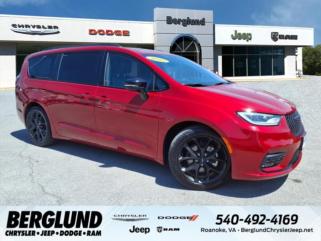 2025 CHRYSLER Pacifica