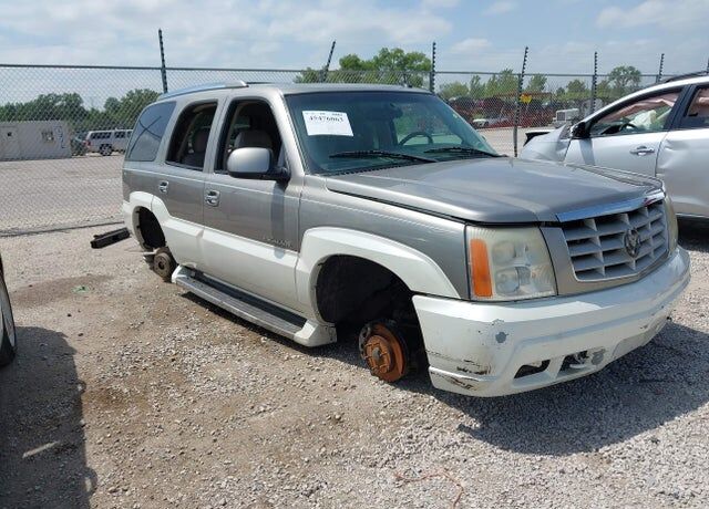 2002 CADILLAC Escalade