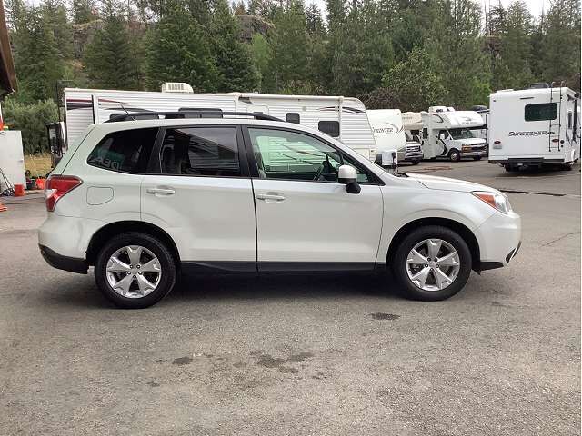 2014 SUBARU Forester