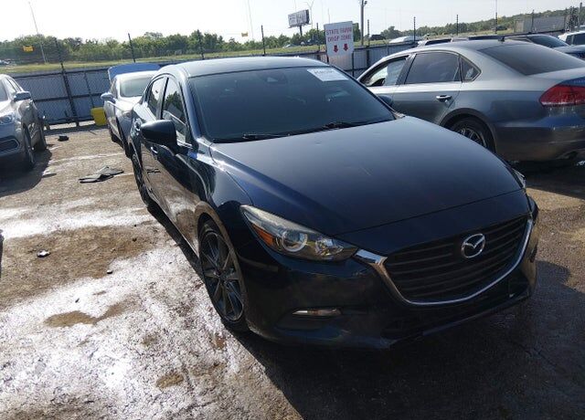 2018 MAZDA Mazda3