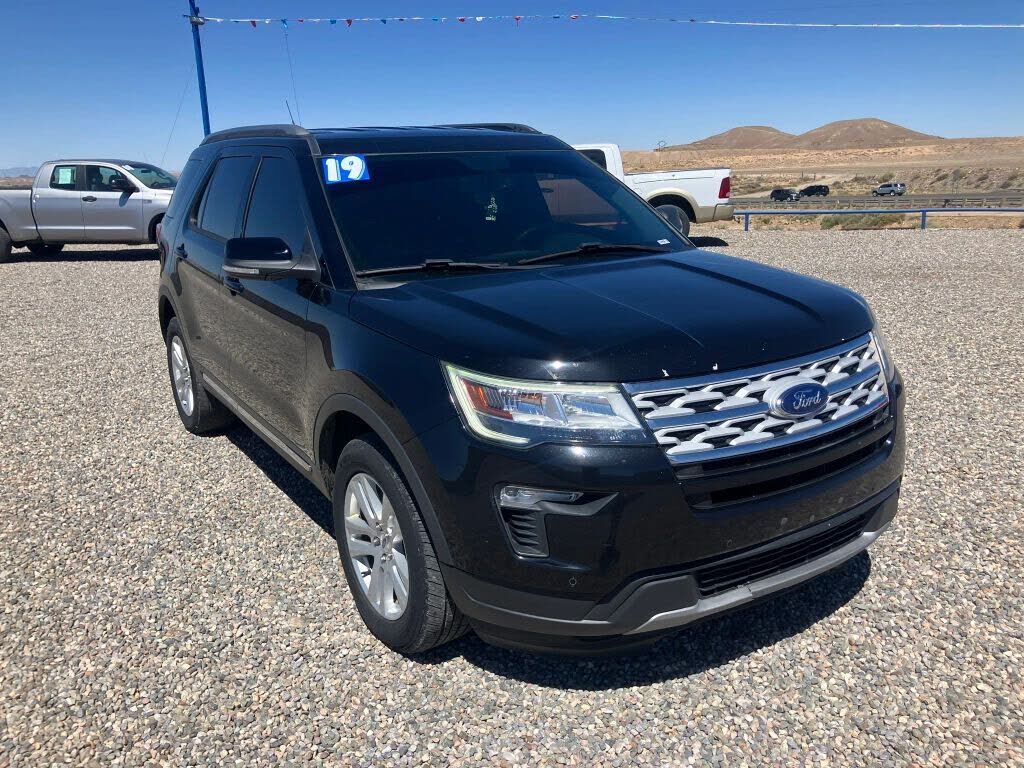 2019 FORD Explorer