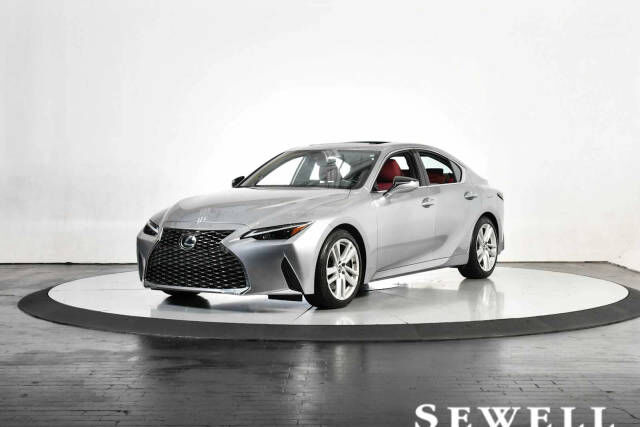2023 LEXUS IS