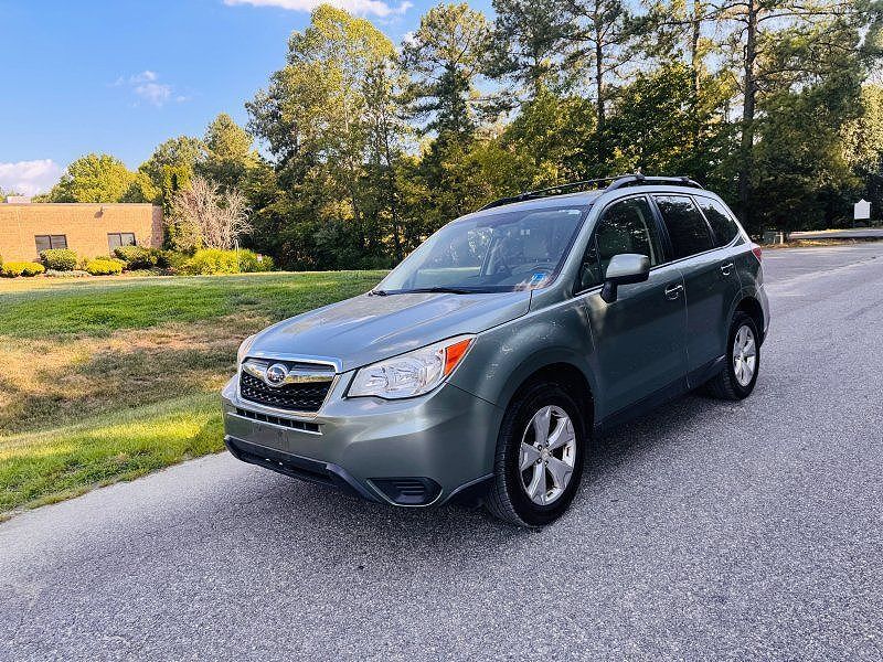 2016 SUBARU Forester