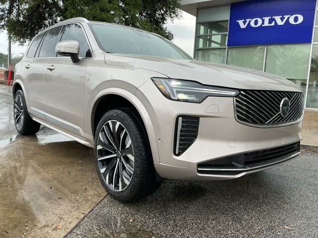 2026 VOLVO XC90