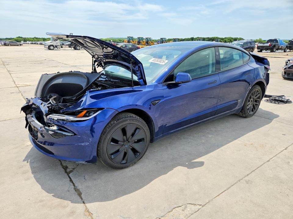 2025 TESLA Model 3
