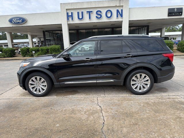 2021 FORD Explorer