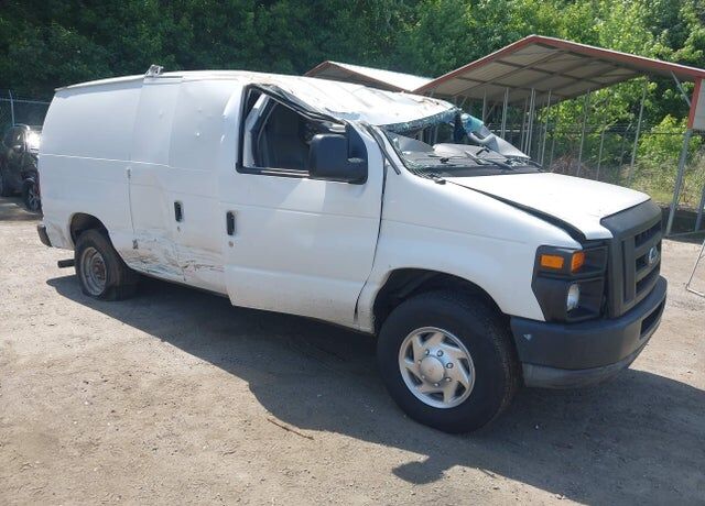 2010 FORD E-250