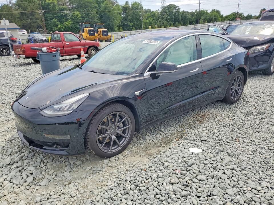 2018 TESLA Model 3