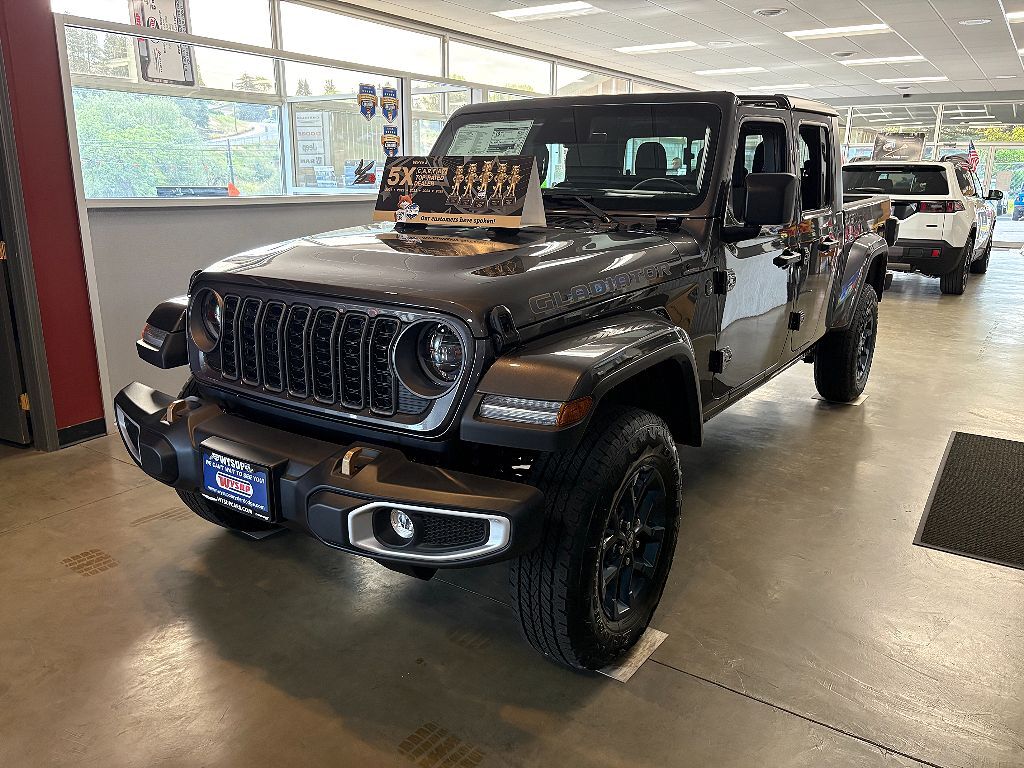 2026 JEEP Gladiator
