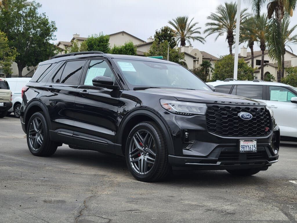 2025 FORD Explorer