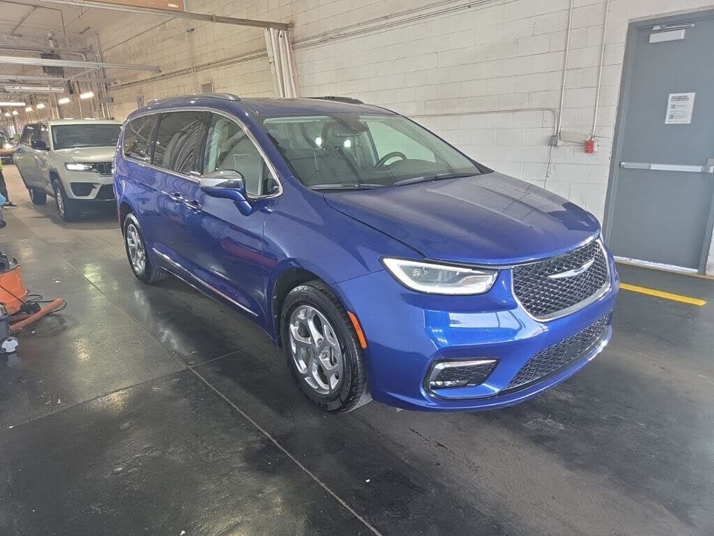 2021 CHRYSLER Pacifica