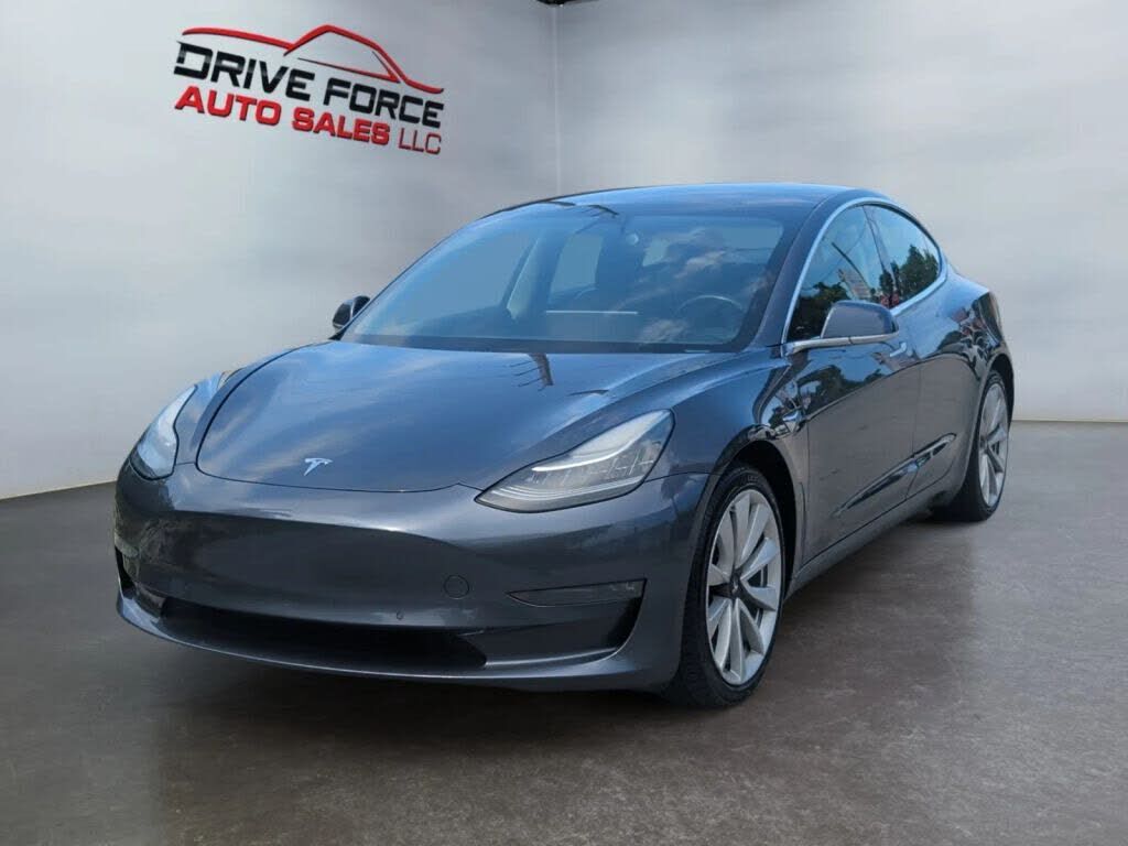 2020 TESLA Model 3