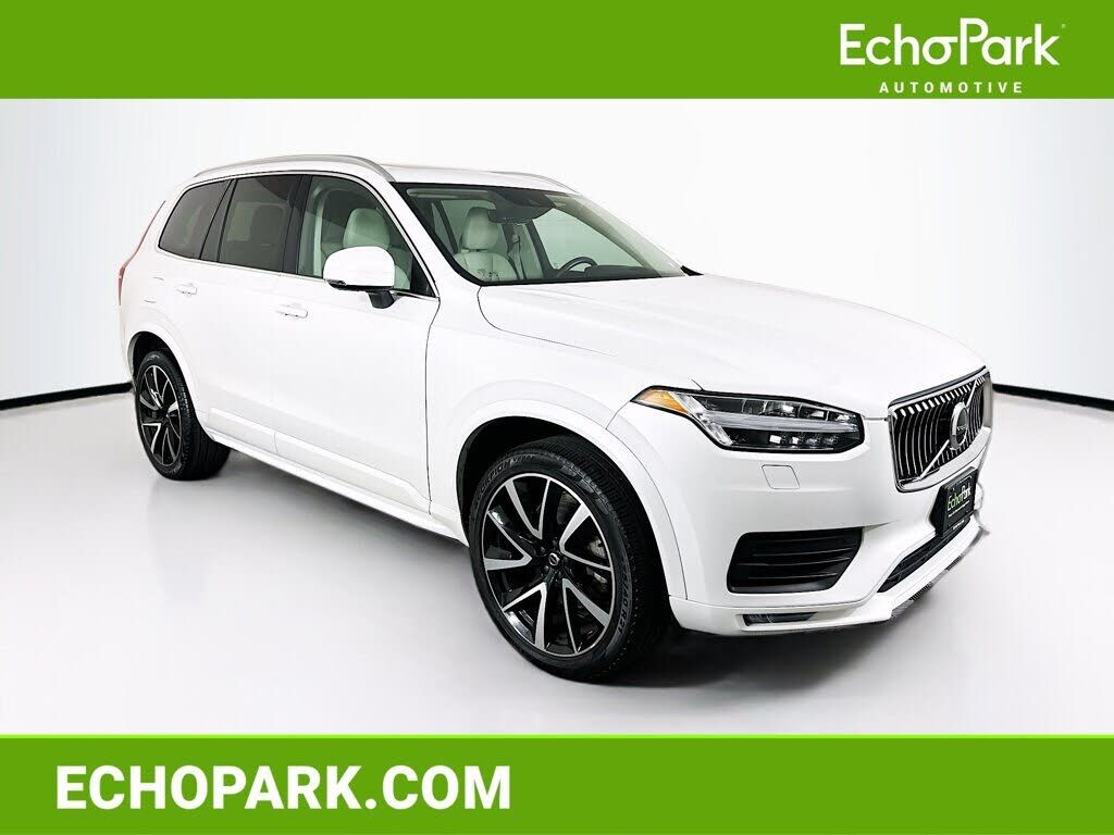 2022 VOLVO XC90