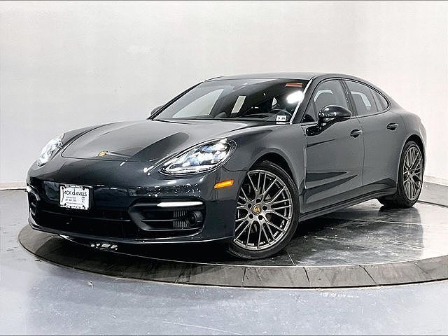 2023 PORSCHE Panamera
