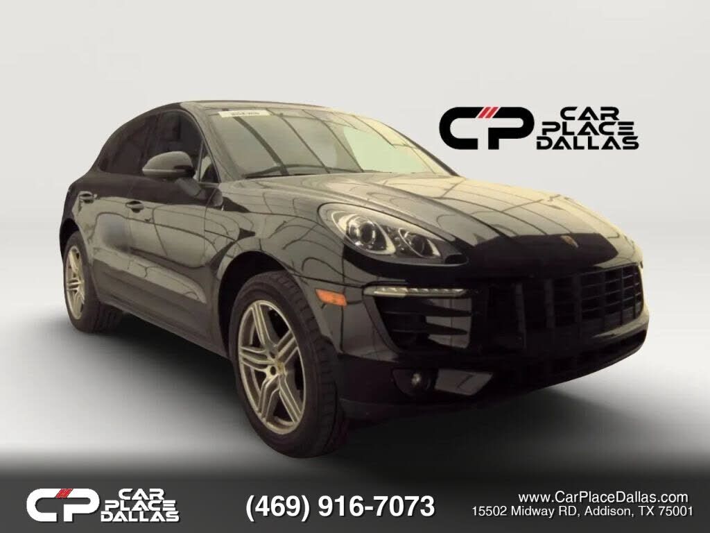 2017 PORSCHE Macan