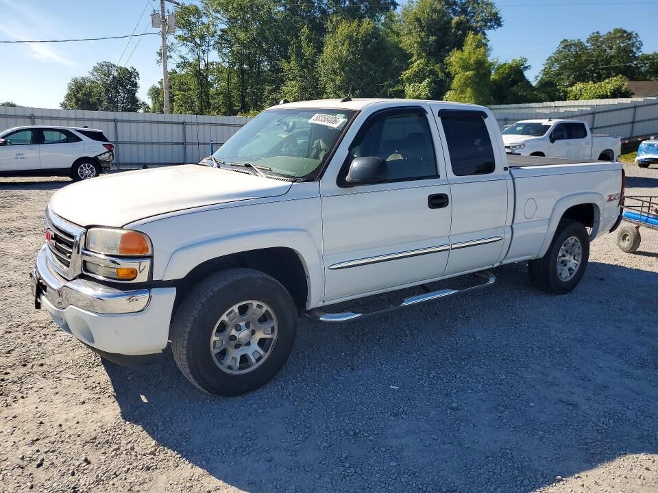 2005 GMC Sierra