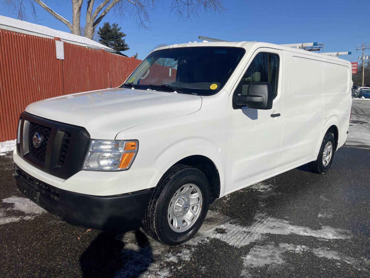 2012 NISSAN NV