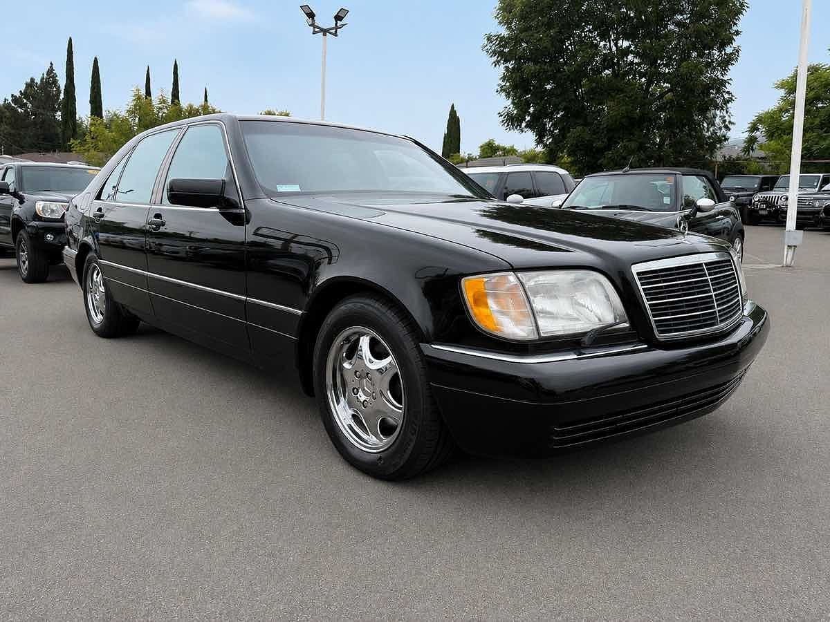 Mercedes-Benz S-Class