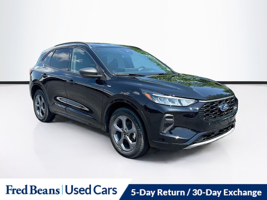 2023 FORD Escape