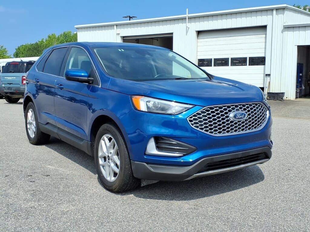 2024 FORD Edge
