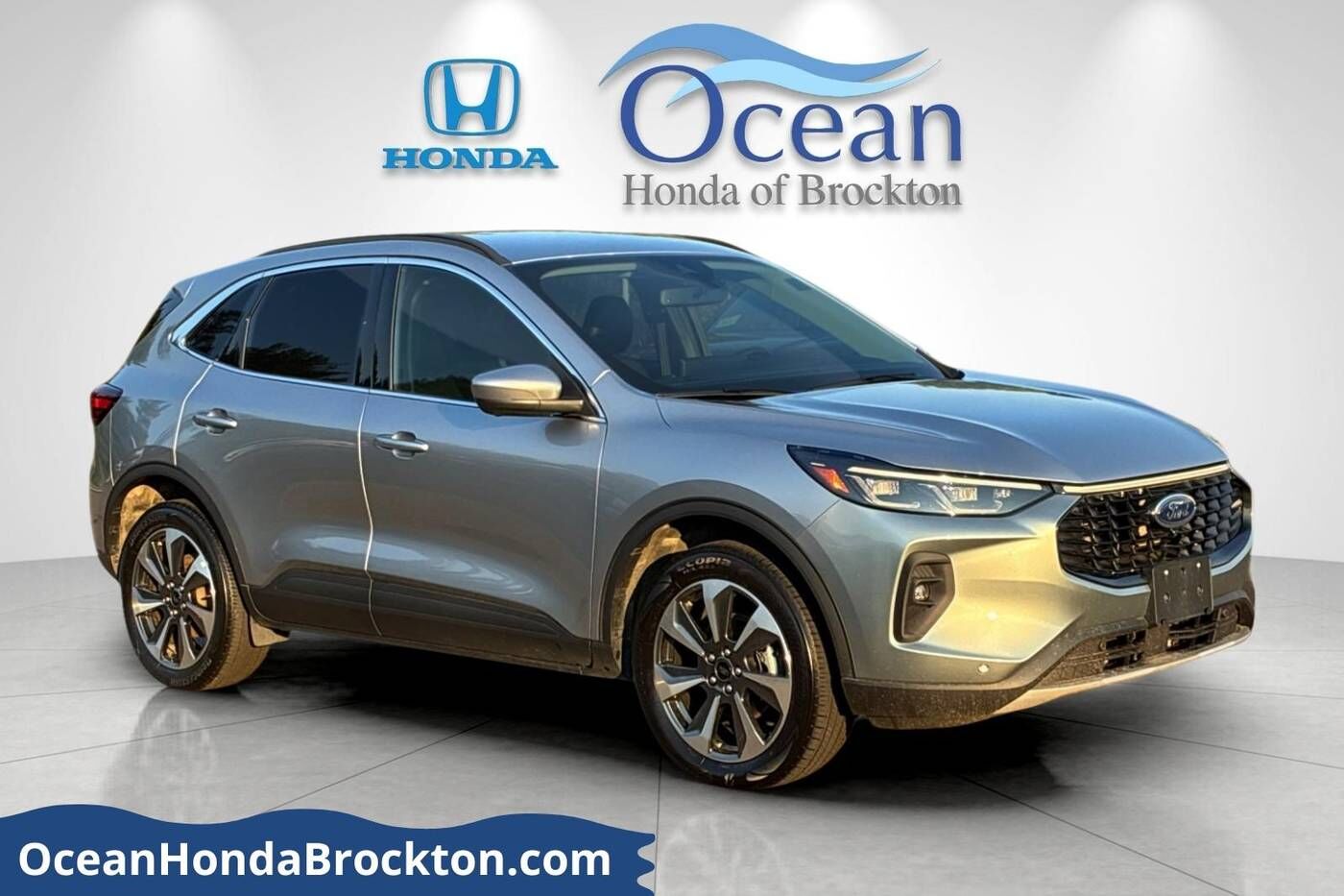 2024 FORD Escape