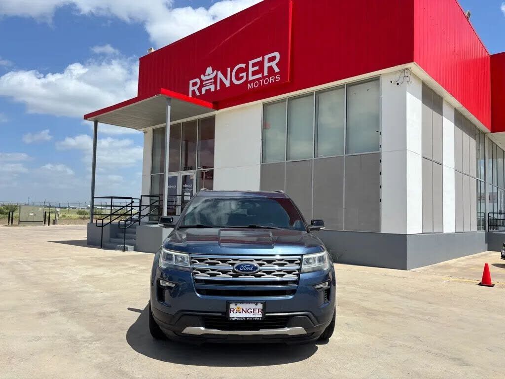 2018 FORD Explorer