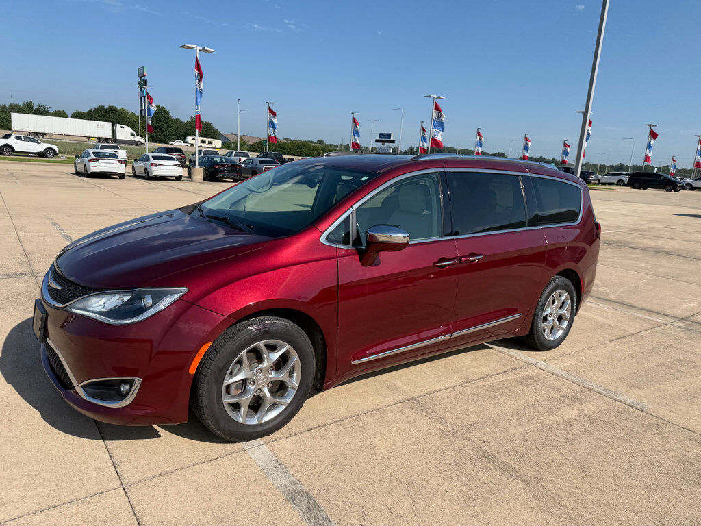 2019 CHRYSLER Pacifica