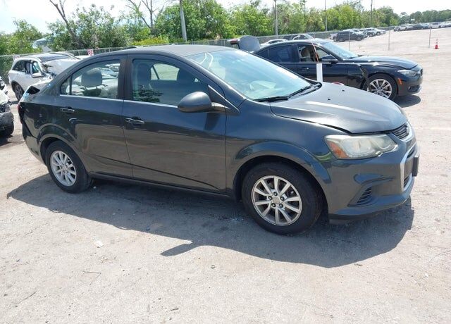 2017 CHEVROLET Sonic