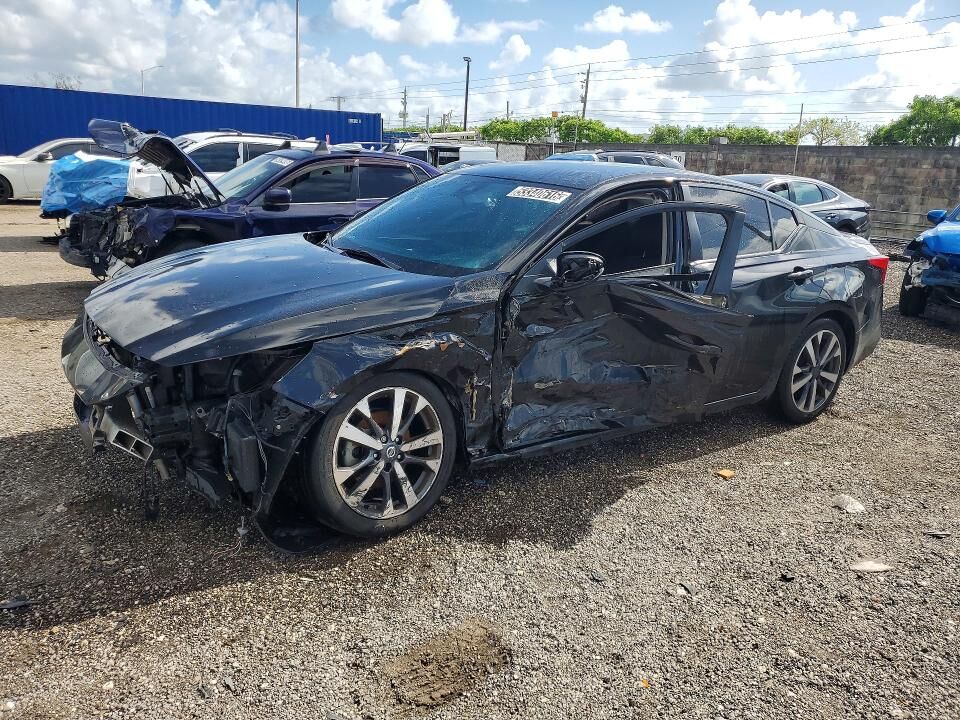 2021 NISSAN Altima