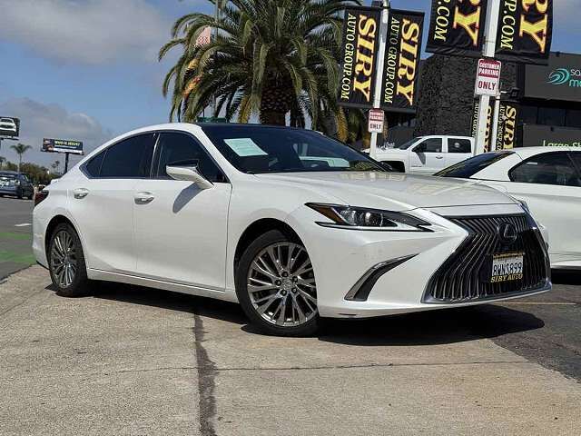 2021 LEXUS ES