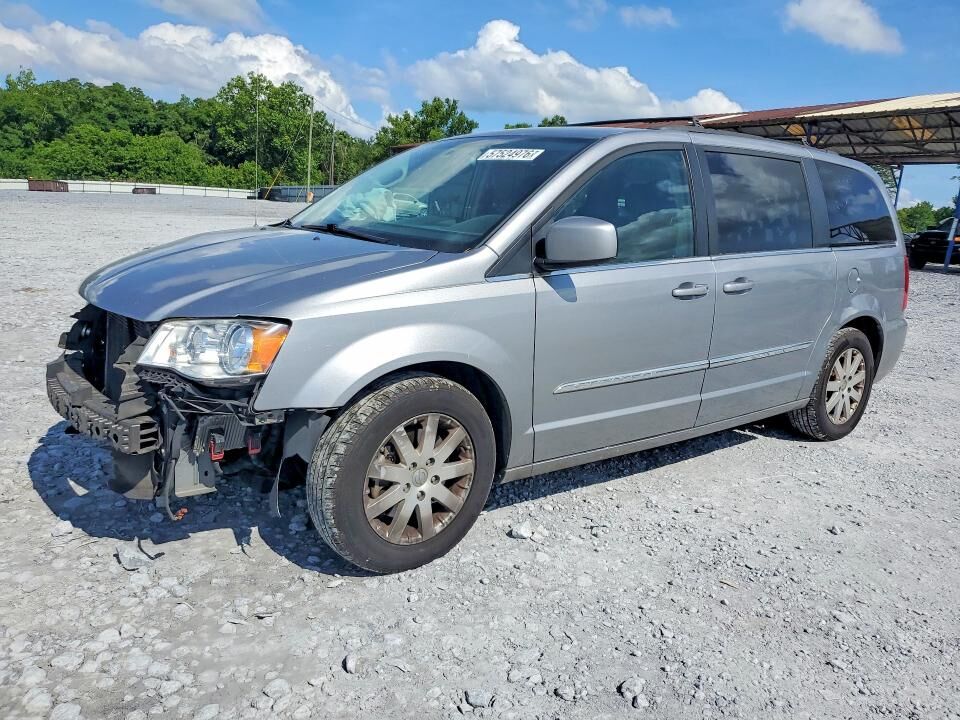 2016 CHRYSLER Town and Country
