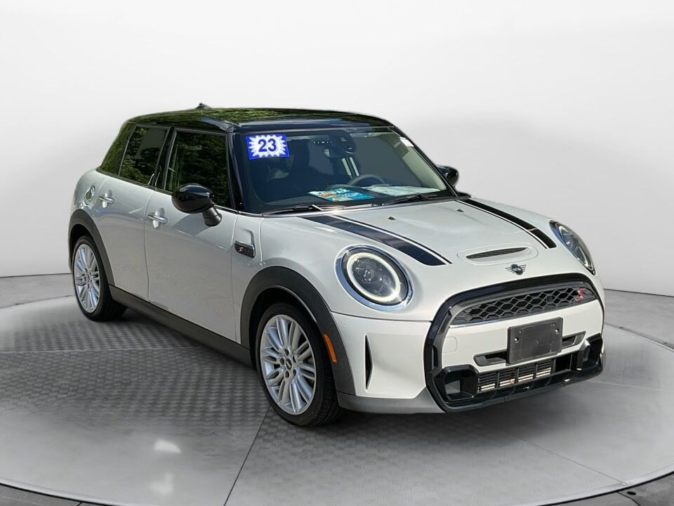 2023 MINI Hardtop