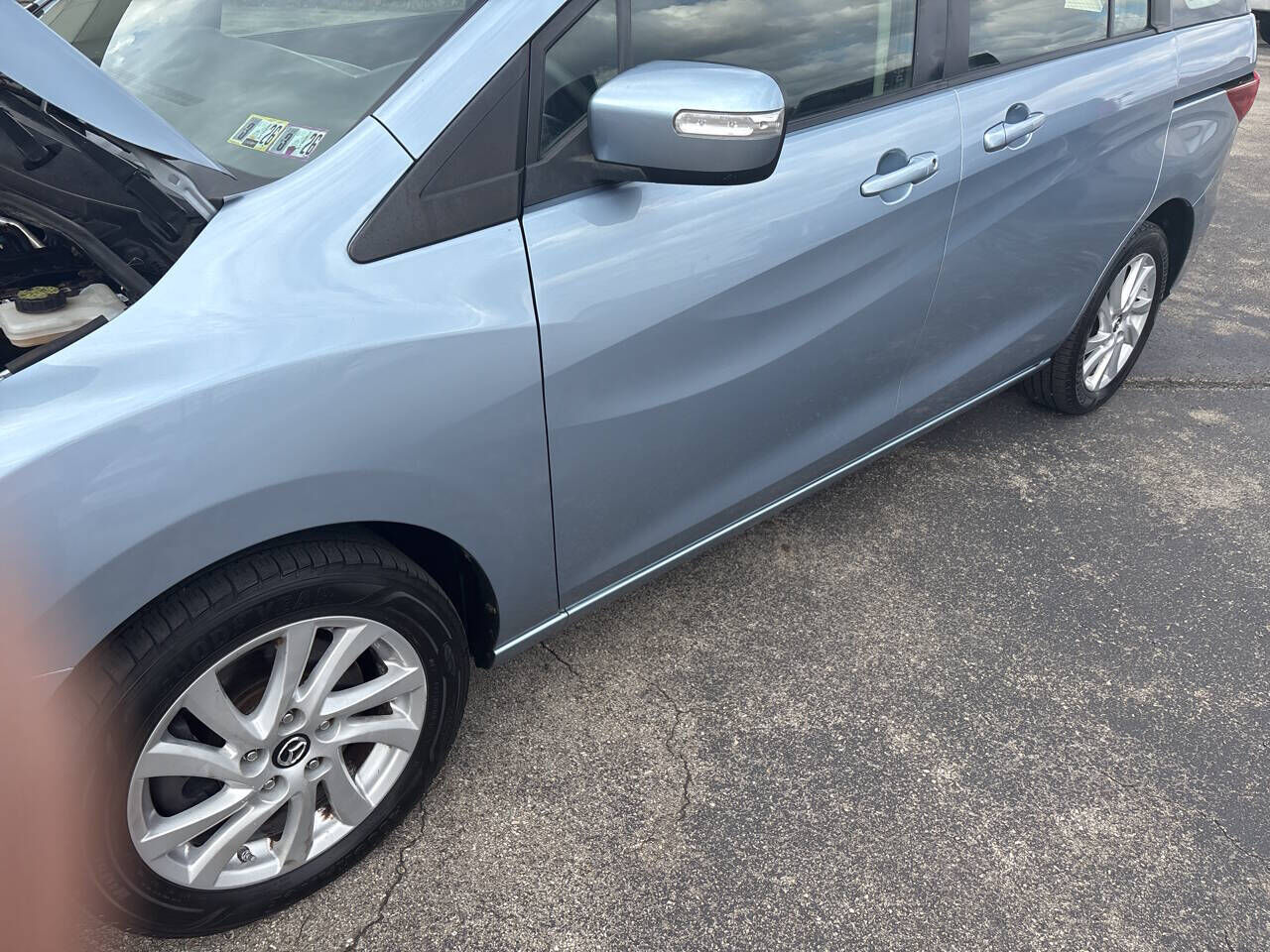 2013 MAZDA Mazda5