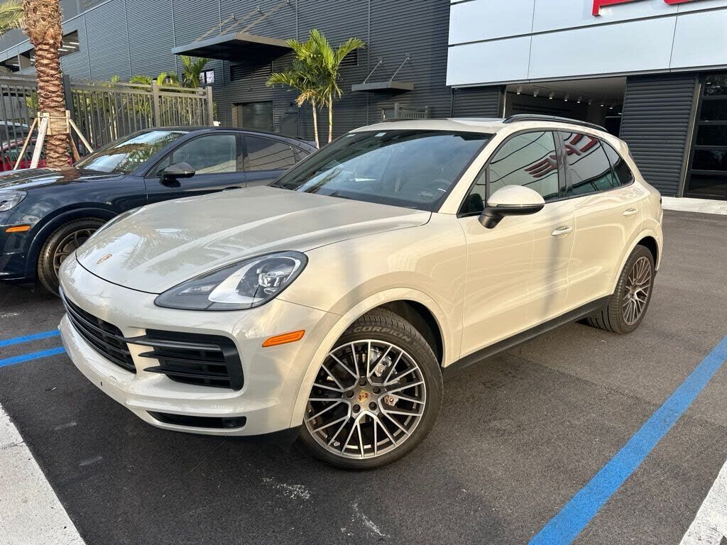2020 PORSCHE Cayenne