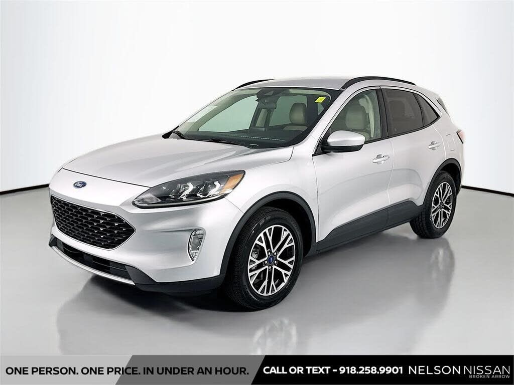 2020 FORD Escape