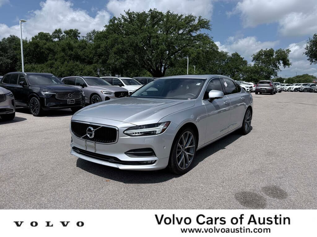 2018 VOLVO S90