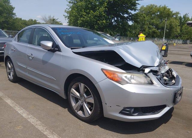 2013 ACURA ILX
