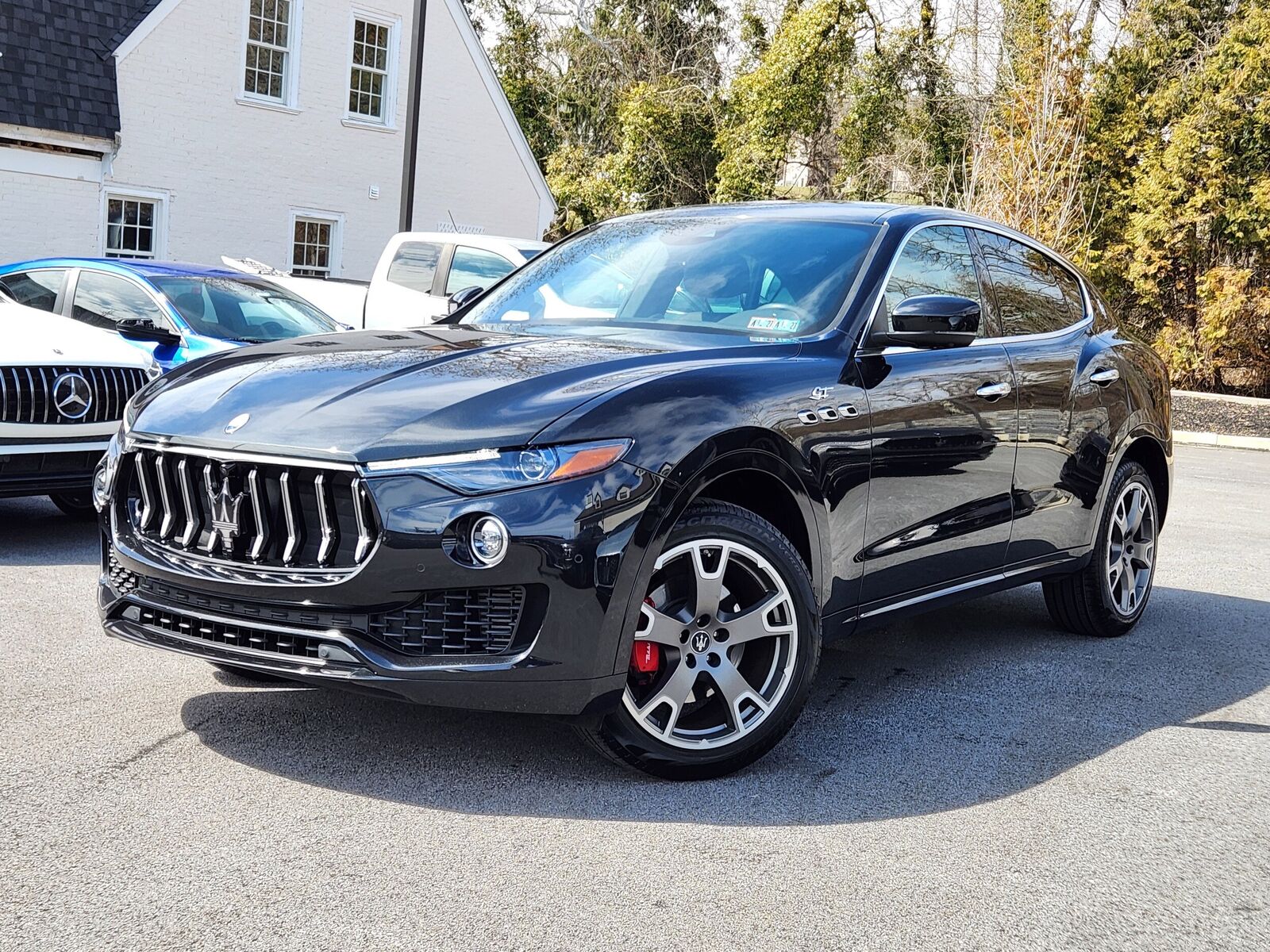 2023 MASERATI Levante