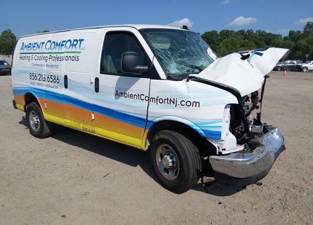 2024 CHEVROLET Express