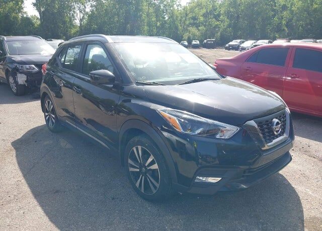 2019 NISSAN Kicks