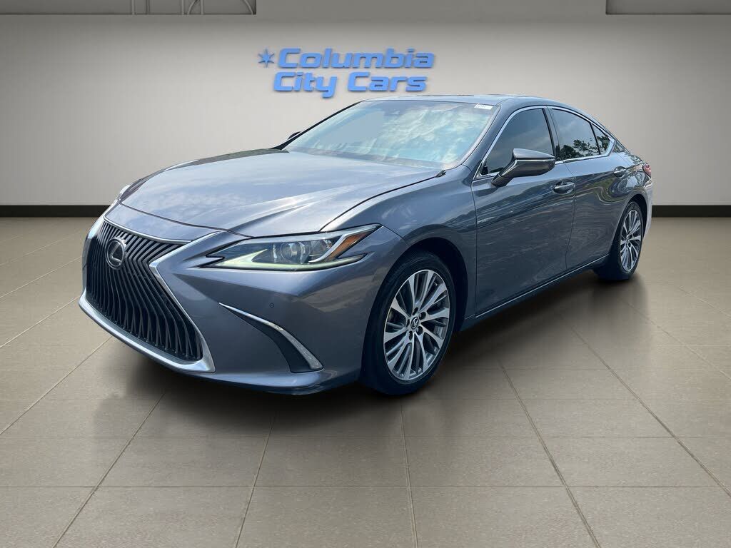 2019 LEXUS ES