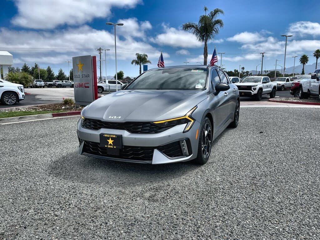 2025 KIA K5