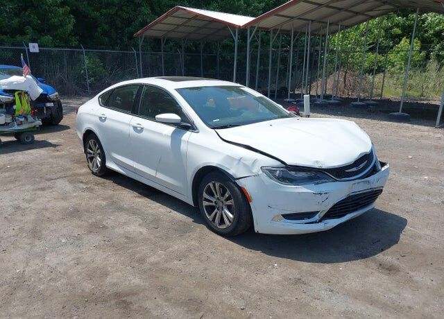 2016 CHRYSLER 200