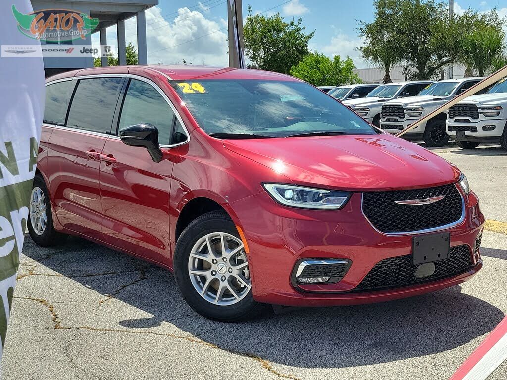2024 CHRYSLER Pacifica