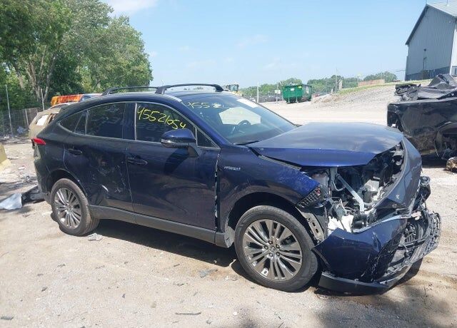 2021 TOYOTA Venza